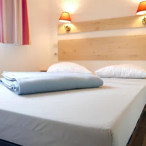 **** Camping De Lyon France